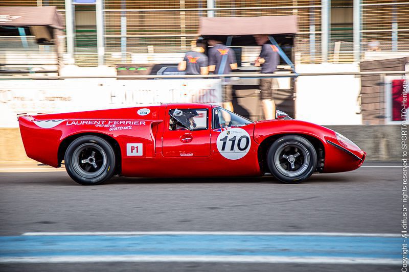 Sportauto-Heritage.fr - GPAO - CER1 - Lola T70 Mk3 on Pitlane
