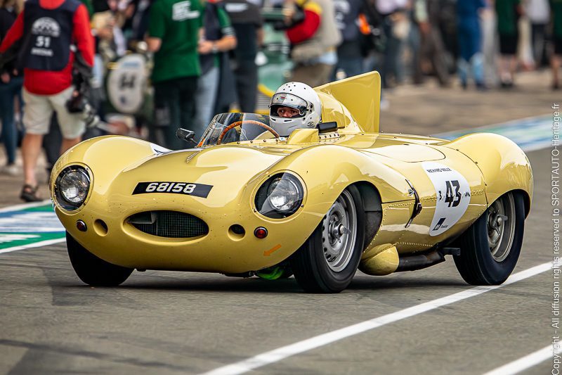 Sportauto-Heritage.fr - Le Mans Classic - Plateau 3 - Jaguar D-type - Stand