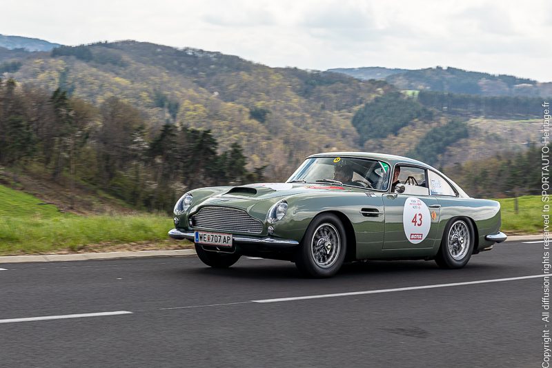 Tour Auto 2023 - Aston Martin DB5 - Circuit sur les routes de France