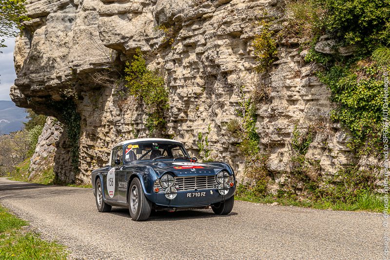 Tour Auto 2023 - Triumph TR4 sur les routes de France