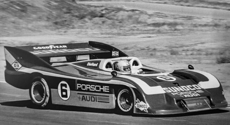 Mark Donohue, vainqueur de la Can-Am 1973 au volant de la Porsche 917/30 de 1500 CV à Riverside.